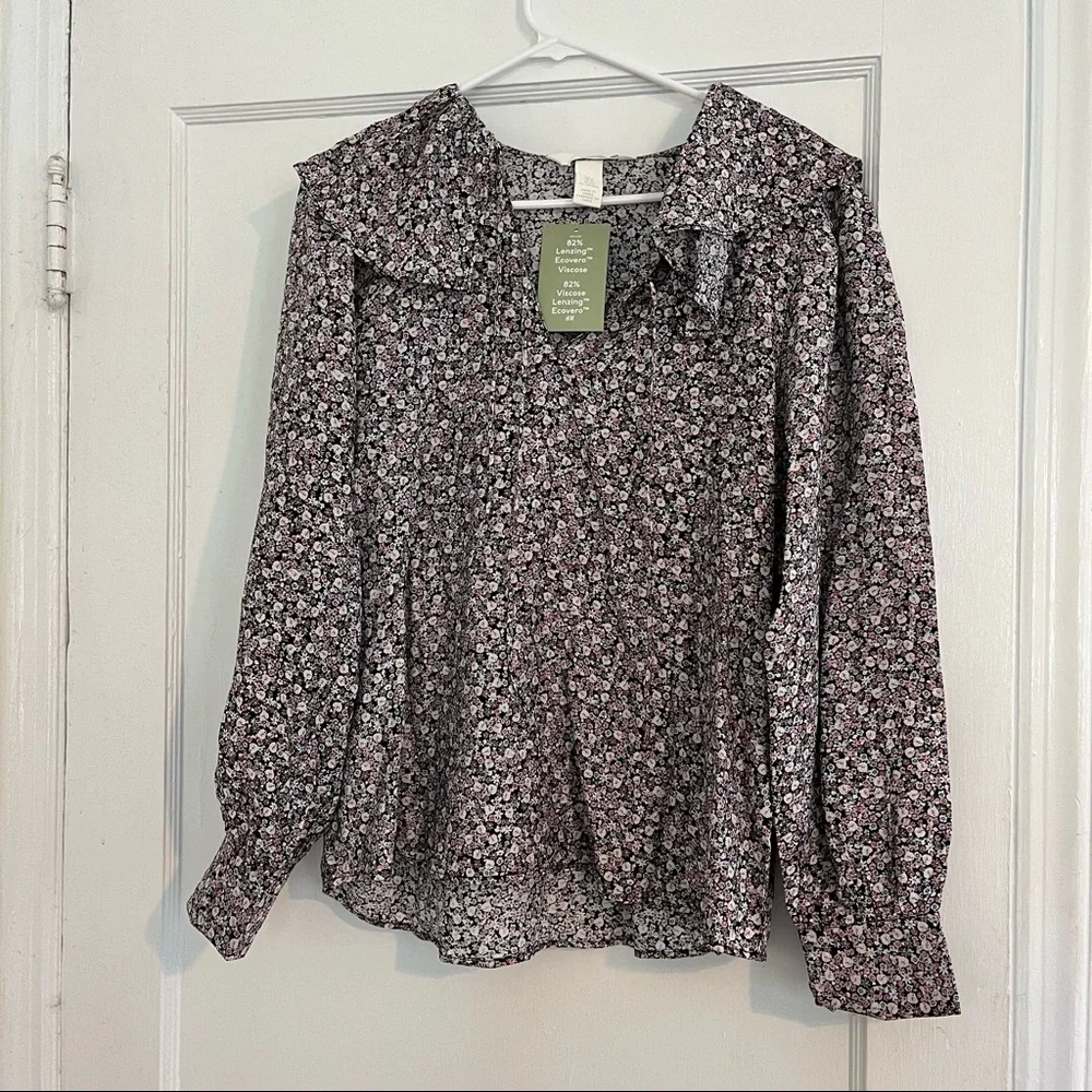 Flounce Collared Floral Blouse - Picture 1 of 2